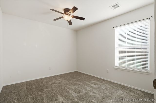 19621 E 39th Street S, Broken Arrow, OK 74014