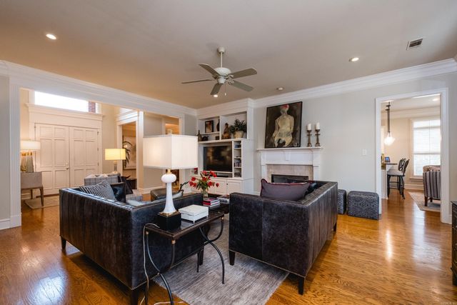 30 Alba Lane, Little Rock, AR 72223