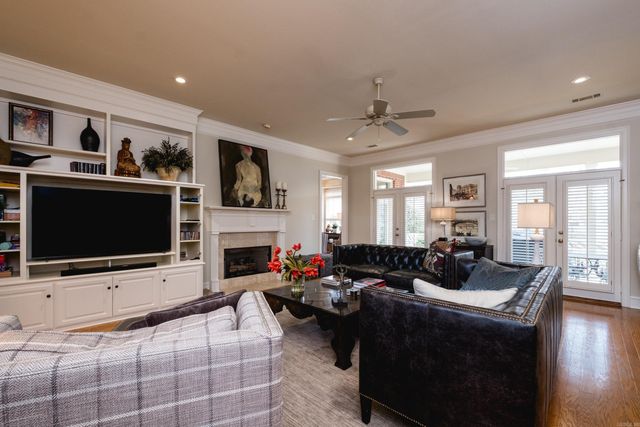 30 Alba Lane, Little Rock, AR 72223