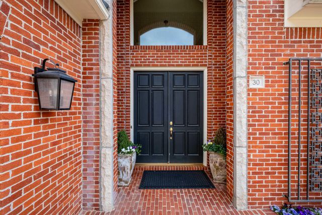 30 Alba Lane, Little Rock, AR 72223