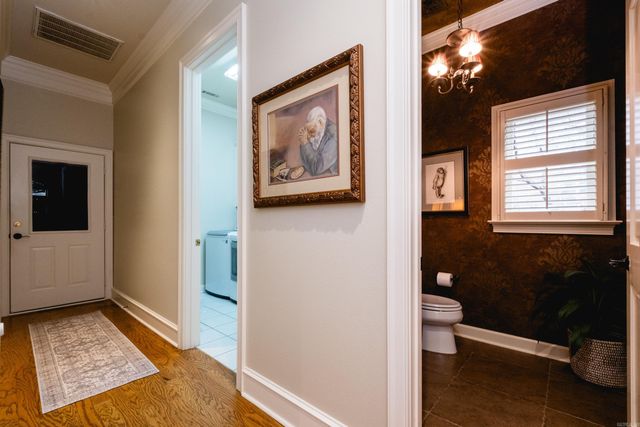 30 Alba Lane, Little Rock, AR 72223