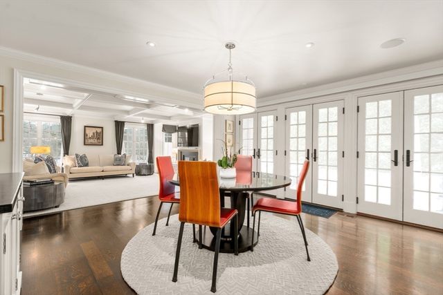 66 Montrose St, Newton, MA 02458