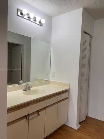 11211 W Atlantic Blvd 102, Coral Springs, FL 33071