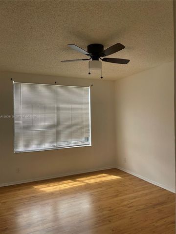 11211 W Atlantic Blvd 102, Coral Springs, FL 33071