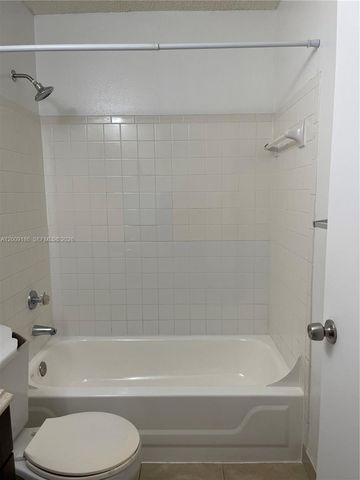 11211 W Atlantic Blvd 102, Coral Springs, FL 33071