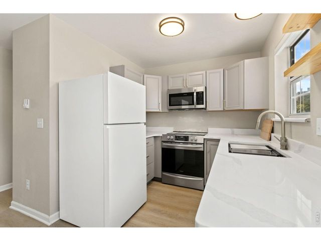 3200 Azalea Dr F-1, Fort Collins, CO 80526
