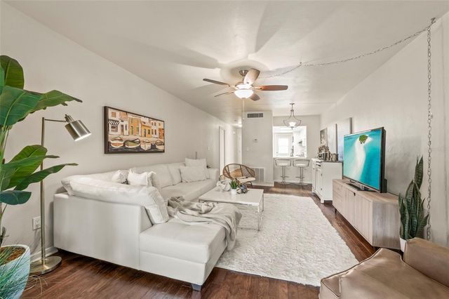500 GLENNES LANE 206, Dunedin, FL 34698