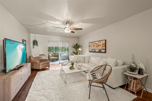 500 GLENNES LANE 206, Dunedin, FL 34698