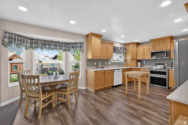 1228 N 2725 W, Layton, UT 84041