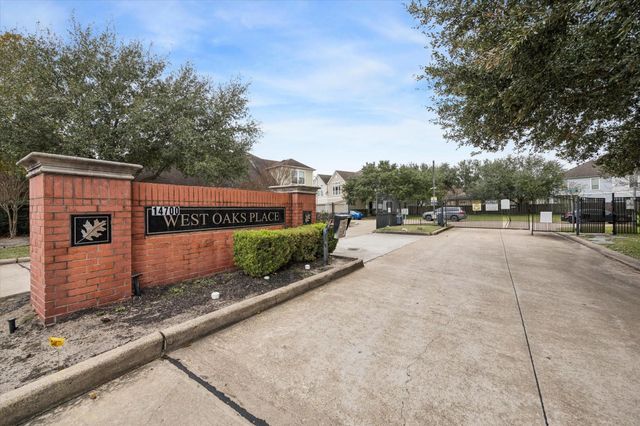 14906 Tuttle Point Drive, Houston, TX 77082