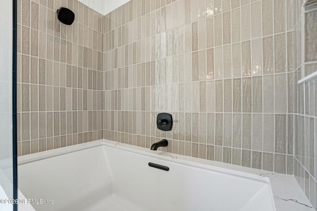 10 LAKE Terrace, Ponte Vedra Beach, FL 32082