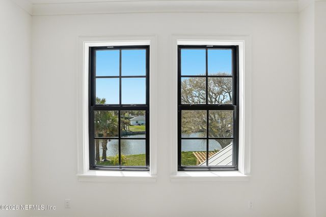 10 LAKE Terrace, Ponte Vedra Beach, FL 32082