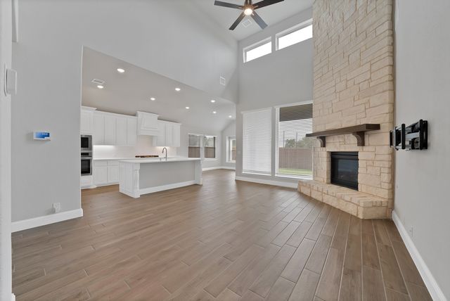111 Kingfisher Lane, Aledo, TX 76008