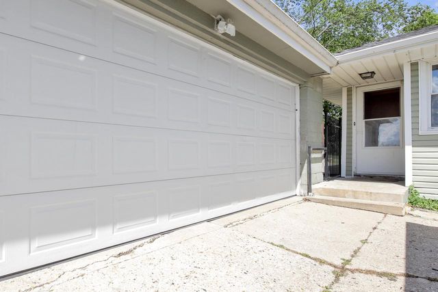 10012 W Ryan ROAD, Franklin, WI 53132