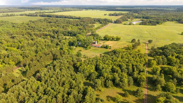 2121 County G Road, Westfield, WI 53964