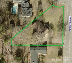 1775 12th Street Drive NW, Hickory, NC 28601