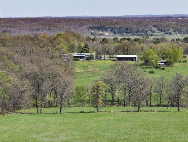 19493 16 Highway, Siloam Springs, AR 72761