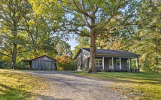 8418 Hixson Springs Road, Signal Mountain, TN 37377
