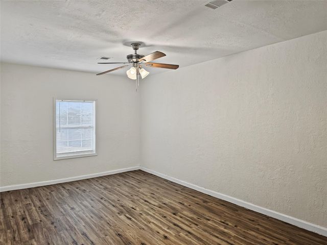 206 Prune Street, La Marque, TX 77568