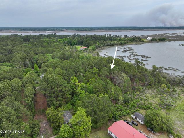34 Creekmoor Lane, Seabrook, SC 29940