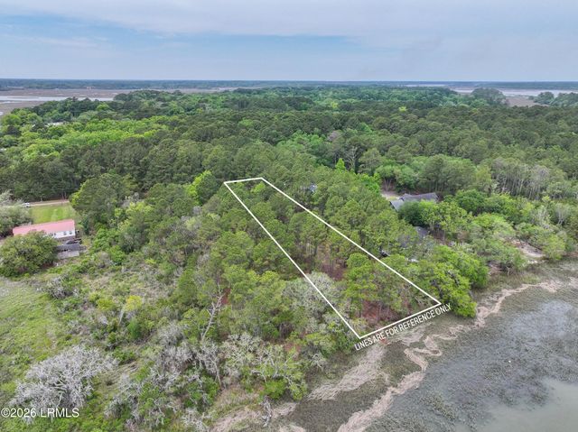 34 Creekmoor Lane, Seabrook, SC 29940