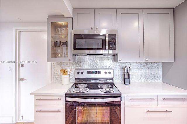 199 Ocean Lane Dr 1207, Key Biscayne, FL 33149