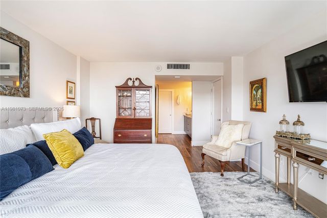 199 Ocean Lane Dr 1207, Key Biscayne, FL 33149