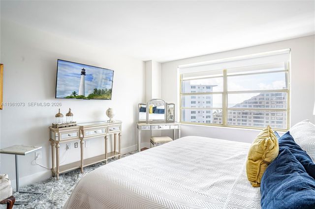 199 Ocean Lane Dr 1207, Key Biscayne, FL 33149