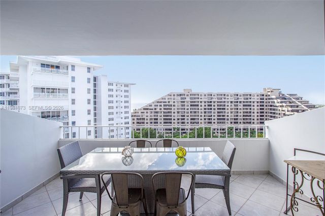 199 Ocean Lane Dr 1207, Key Biscayne, FL 33149