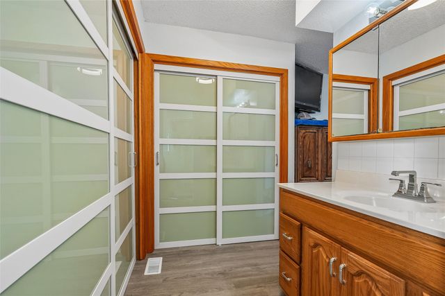 591 Beardsley Street, Norwalk, IA 50211