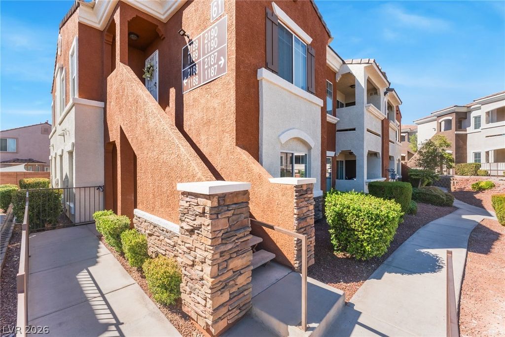 9303 West GILCREASE Avenue 2189, Las Vegas, NV 89149 — photo 2