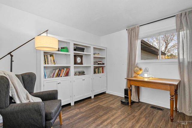 11835 W Savage Dr, Boise, ID 83713