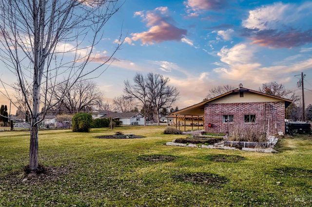 11835 W Savage Dr, Boise, ID 83713