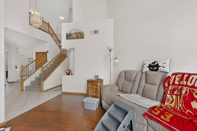 8723 Westridge Place NW, Albuquerque, NM 87114
