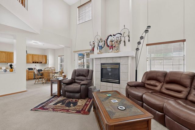 8723 Westridge Place NW, Albuquerque, NM 87114