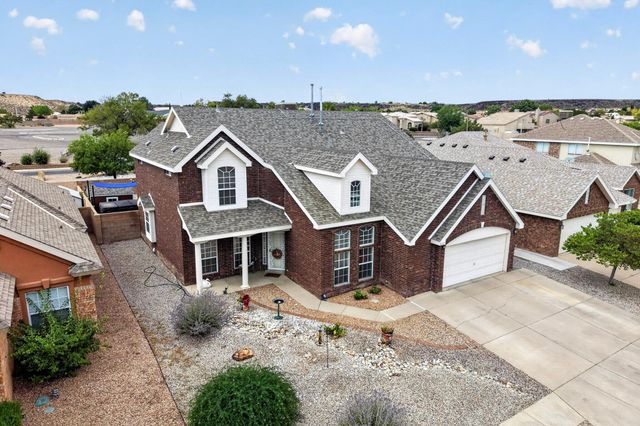 8723 Westridge Place NW, Albuquerque, NM 87114