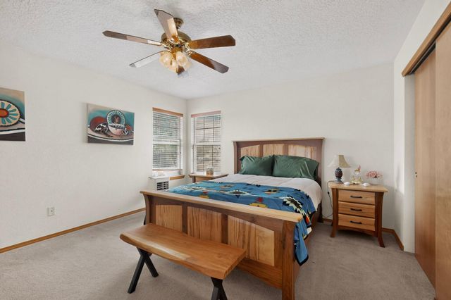 8723 Westridge Place NW, Albuquerque, NM 87114
