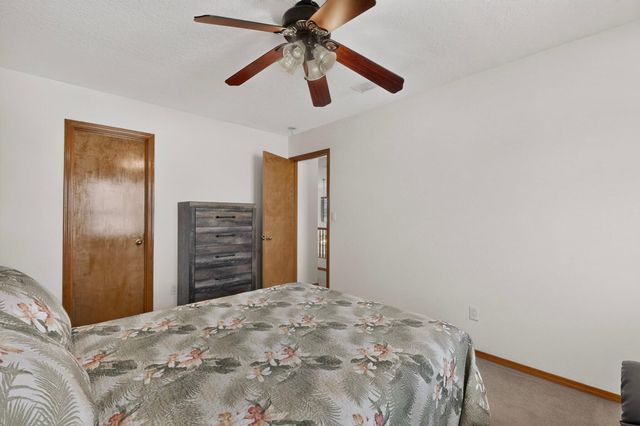 8723 Westridge Place NW, Albuquerque, NM 87114