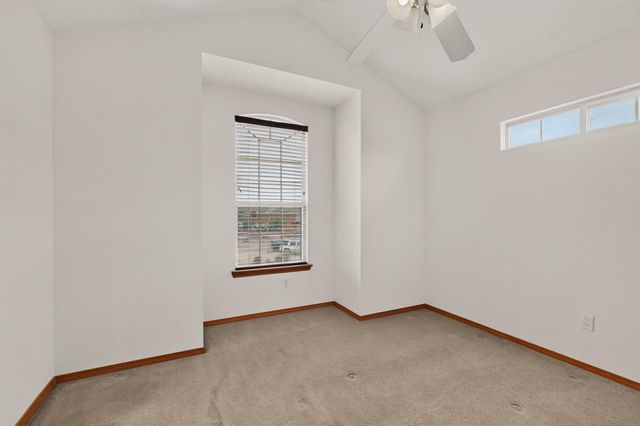 8723 Westridge Place NW, Albuquerque, NM 87114