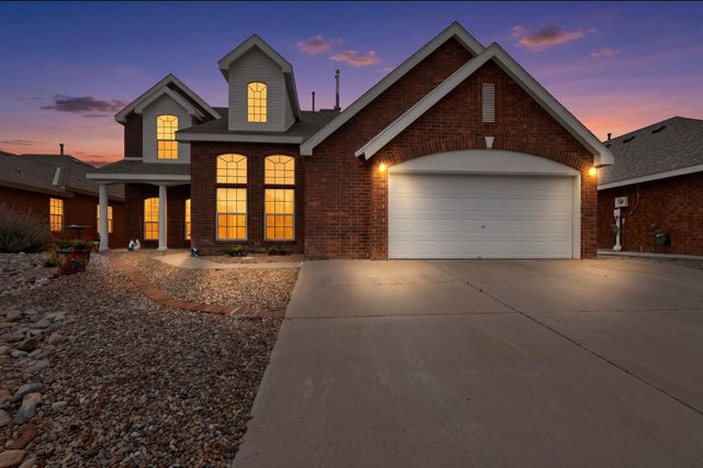 8723 Westridge Place NW, Albuquerque, NM 87114