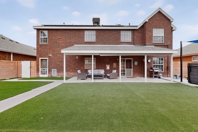 8723 Westridge Place NW, Albuquerque, NM 87114