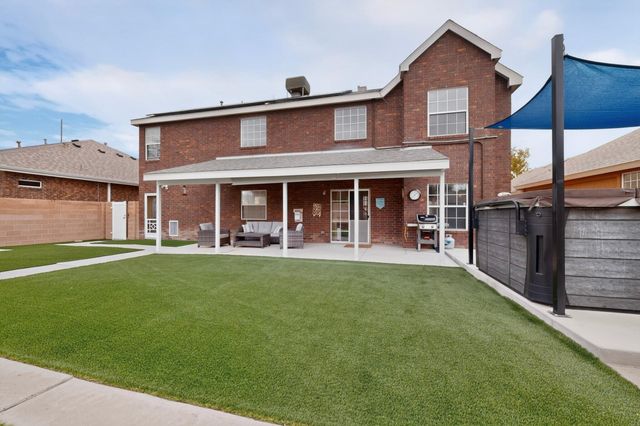 8723 Westridge Place NW, Albuquerque, NM 87114