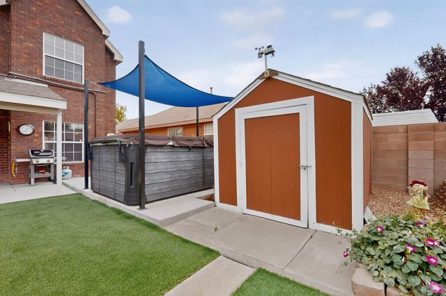 8723 Westridge Place NW, Albuquerque, NM 87114