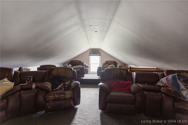 3001 Overlook Trace, New Albany, IN 47150