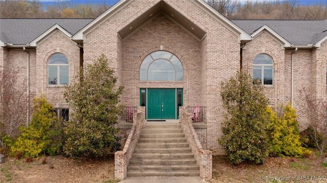 3001 Overlook Trace, New Albany, IN 47150