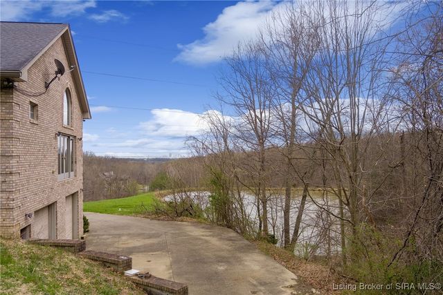 3001 Overlook Trace, New Albany, IN 47150