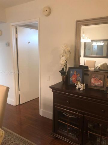 1207 Bahama Bnd E2, Coconut Creek, FL 33066