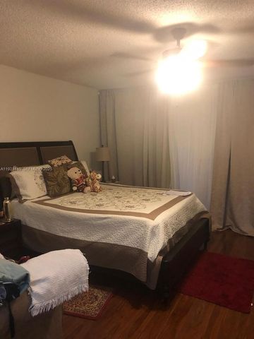 1207 Bahama Bnd E2, Coconut Creek, FL 33066