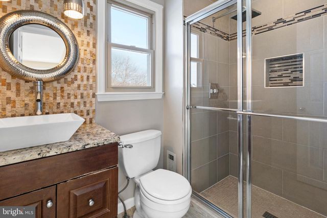 18117 IVY LN, Olney, MD 20832