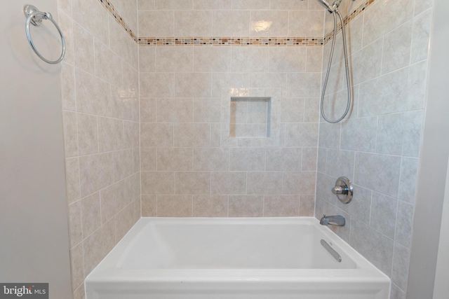 18117 IVY LN, Olney, MD 20832